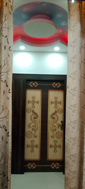 Furnished Amenities in 2 BHK Apartment at Gulmohur Garden, Raj Nagar Extension – for Rent