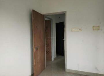 Room in 2 BHK Apartment at Behala – for Sale