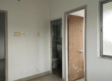 Room in 2 BHK Apartment at Behala – for Sale