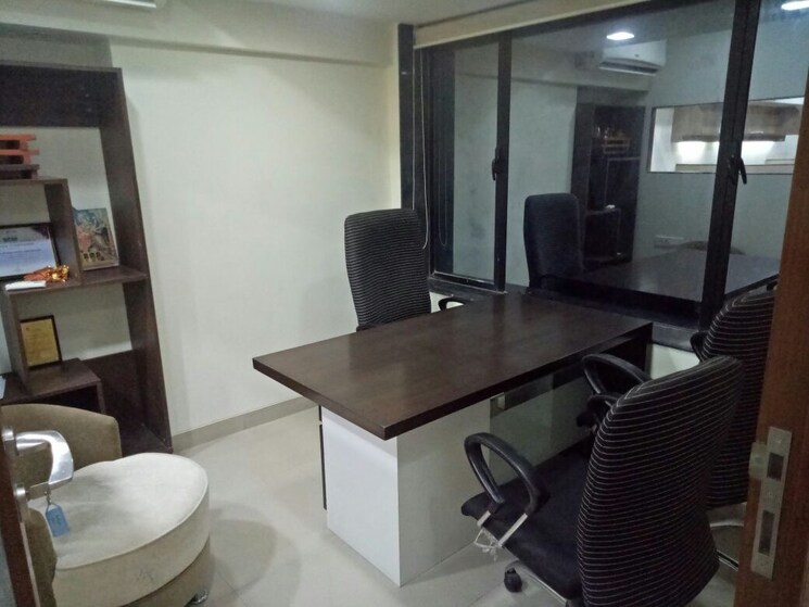 Team Area, tulsiani-chambers Commercial Office Space 832 Sq.Ft. In Nariman Point Mumbai 8931675