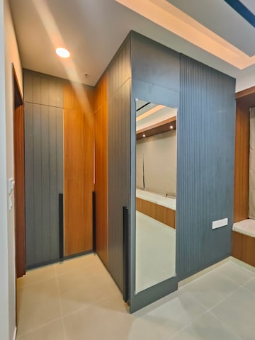 Room in 2 BHK Apartment at Bhartiya Nikoo Homes Phase 2, Thanisandra Main Road – for Rent