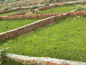 Plot Area in  Plot at Chinhat – for Sale