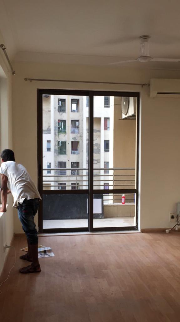 3 BHK + Servant Room,Extra Room Apartment For Rent in Paras Dews