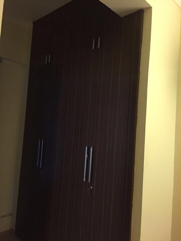 Furnished Amenities in 3 BHK Apartment at Paras Dews, Sector 106 – for Rent
