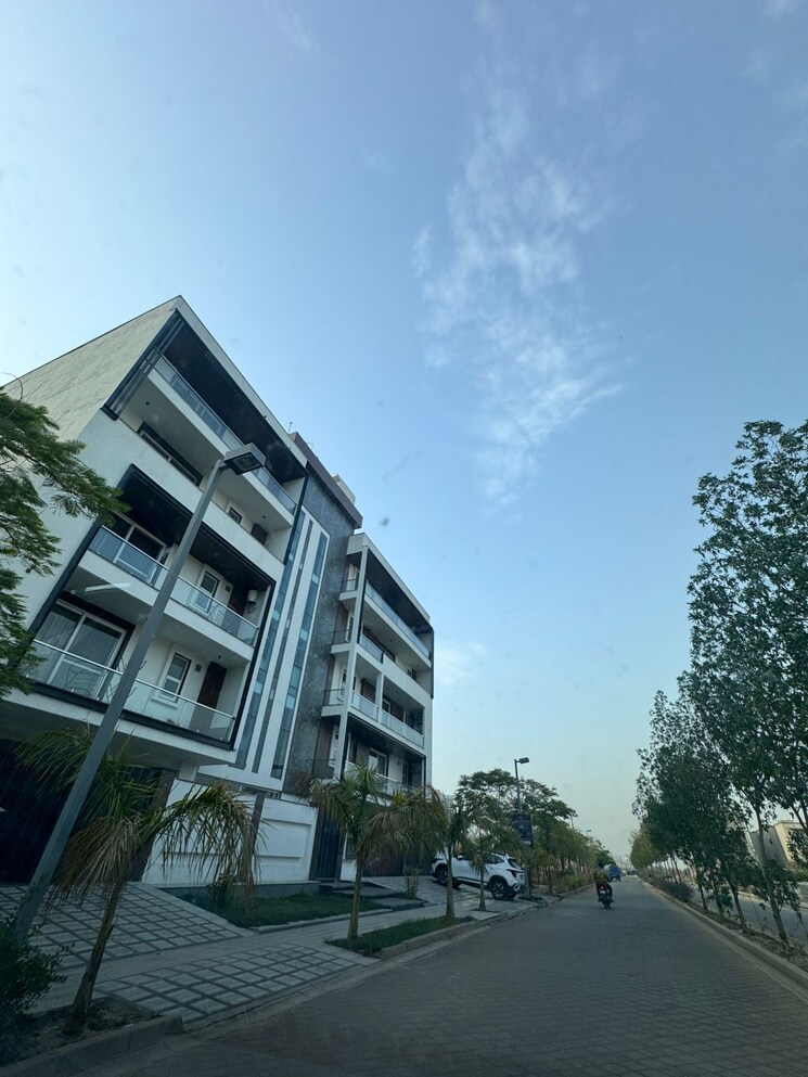 Exterior View, bptp-amstoria 3 Bedroom 250 Sq.Yd. Apartment In Sector 102 Gurgaon 8931746