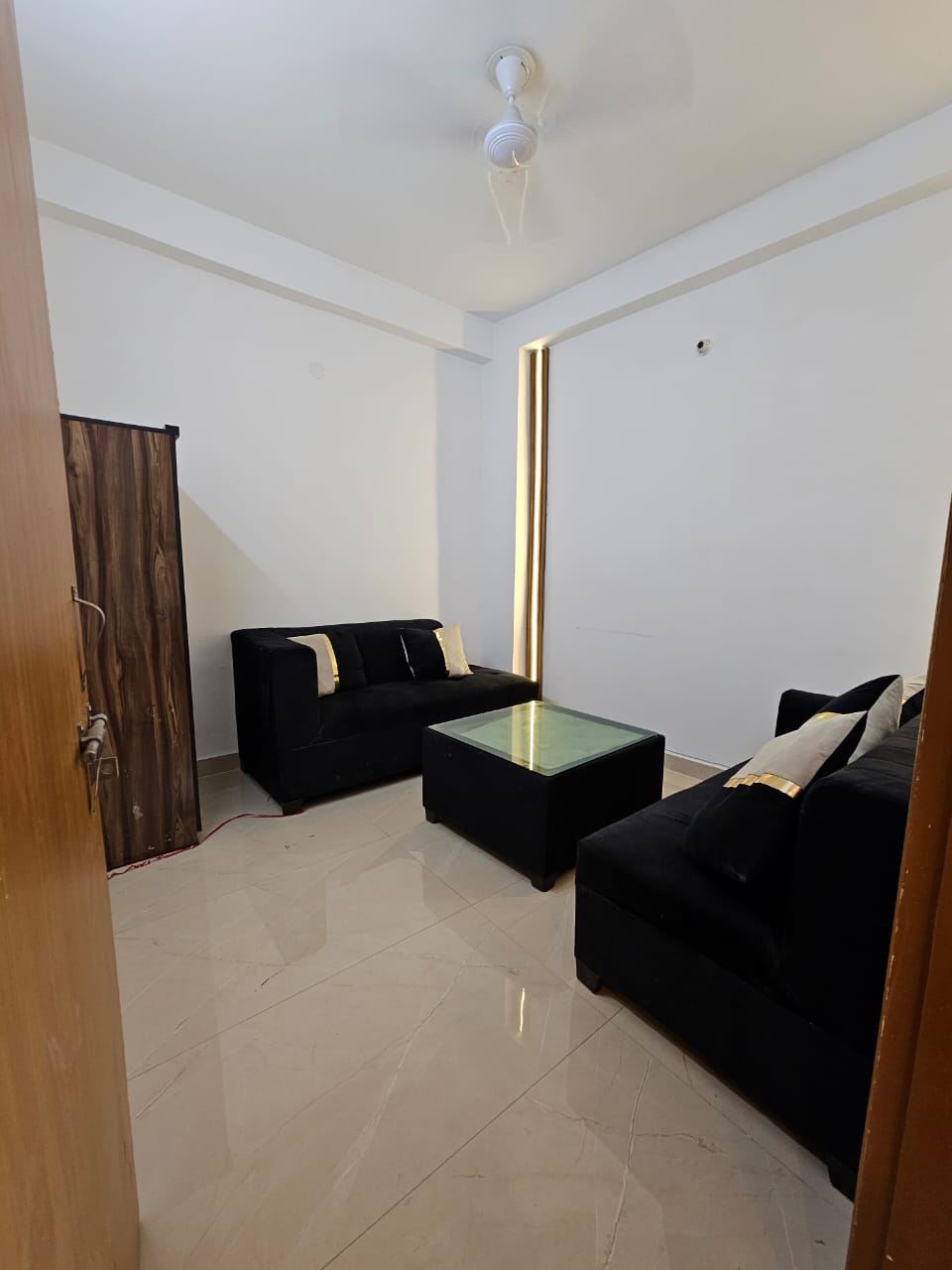 2 BHK + Extra Room Builder Floor For Rent in Saket