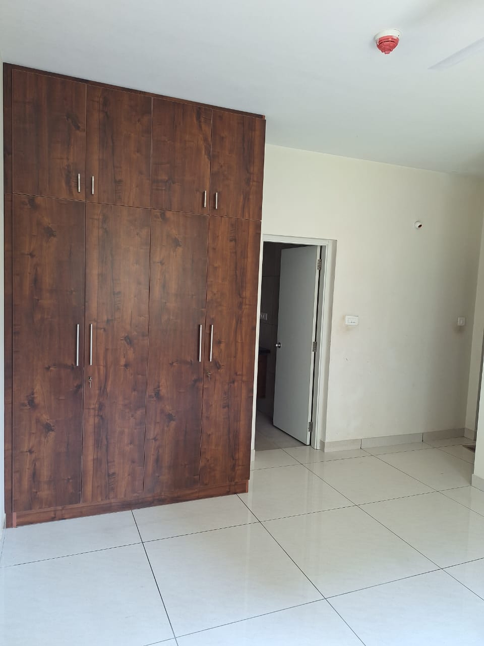 2.5 BHK + Pooja Room Apartment For Sale in Prestige Lakeside Habitat