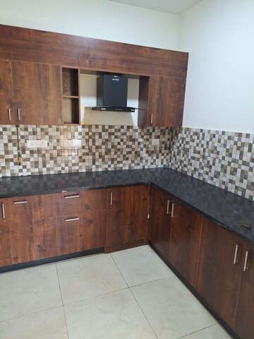 Kitchen in 2.5 BHK Apartment at Prestige Lakeside Habitat, Varthur – for Sale