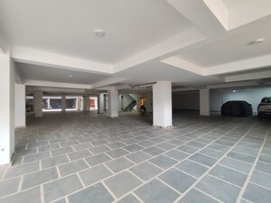 Parking in 3 BHK Builder Floor at Kishangarh – for Sale