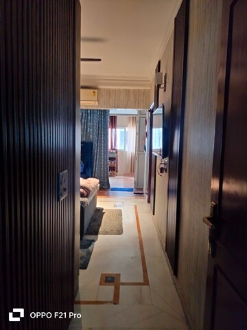 Building Lobby in 3 BHK Builder Floor at Uppal Southend, Sector 49 – for Rent
