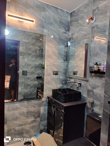 Bathroom in 3 BHK Builder Floor at Uppal Southend, Sector 49 – for Rent