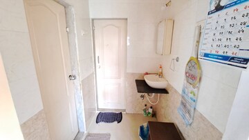 Bathroom in 1 BHK Apartment at Cosmos Heritage, Manpada – for Sale