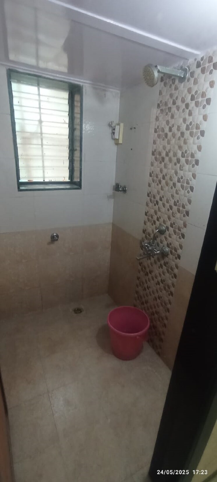 Bathroom, thane west 1 Bedroom 500 Sq.Ft. Apartment In Thane West Thane 8931725
