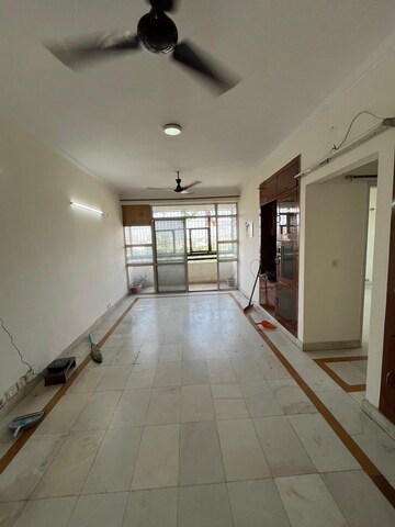 2 BHK Apartment For Rent in Ansal Sushant Estate, Sector 52