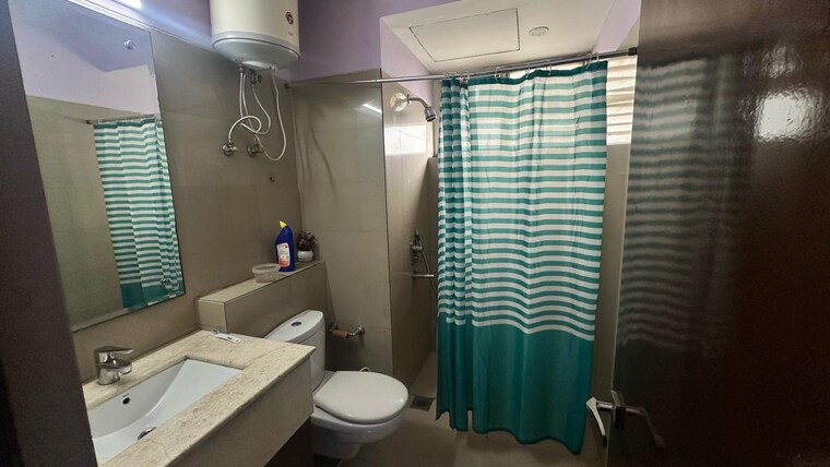 Bathroom, emaar-the-palm-drive-palm-studios 3.5 Bedroom 19975 Sq.Ft. Builder Floor In Sector 66 Gurgaon 8931971