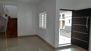 Room in 3 BHK Independent House at Mankara – for Sale