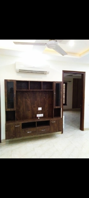 2 BHK Builder Floor For Rent in Sector 52