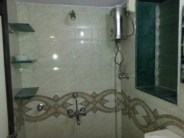 Bathroom, thane west 1 RK 300 Sq.Ft. Apartment In Thane West Thane 8931974