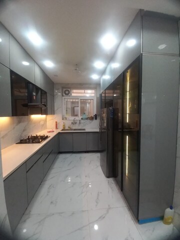 Kitchen in 3 BHK Builder Floor at SS The Palladians, Sector 47 – for Rent