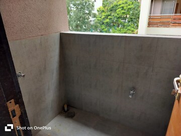 Room in 2 BHK Apartment at Arvind Elan, Kothrud – for Sale