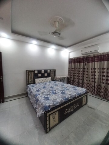 Bedroom in 3 BHK Builder Floor at SS The Palladians, Sector 47 – for Rent