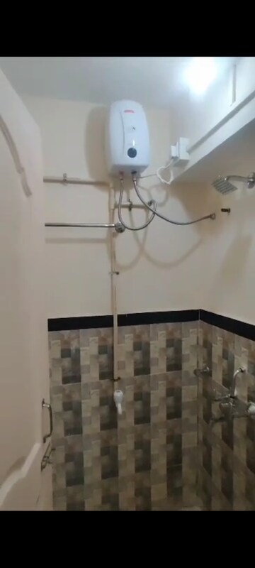 Bathroom in 1 BHK Apartment at Shreeniwas Tower, Lower Parel – for Rent