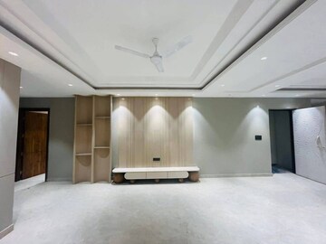 Building Lobby in 3 BHK Builder Floor at Parklands, Sector 85 – for Rent