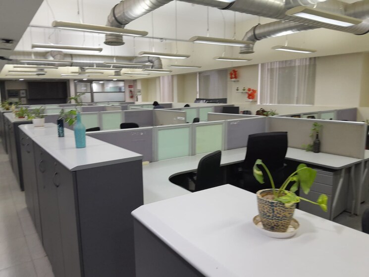 Team Area, beaver-the-corenthum Commercial Office Space 20723 Sq.Ft. In Sector 62 Noida 8932034