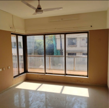 Room in 2 BHK Apartment at Aalap CHS, Hindu Colony – for Rent