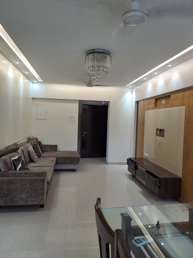 Living Room, royal-classic-co-op-society 3 Bedroom 1150 Sq.Ft. Apartment In Andheri West Mumbai 8932079