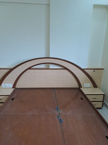 Bedroom in 3 BHK Apartment at Royal Classic Co Op Society, Andheri West – for Rent