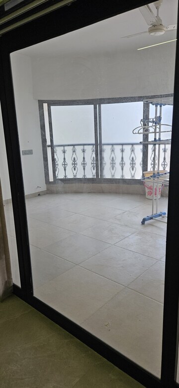 Room in 3 BHK Apartment at Satellite – for Sale
