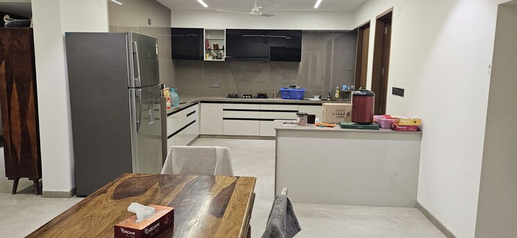 Kitchen, satellite 3 Bedroom 3200 Sq.Ft. Apartment In Satellite Ahmedabad 8932052