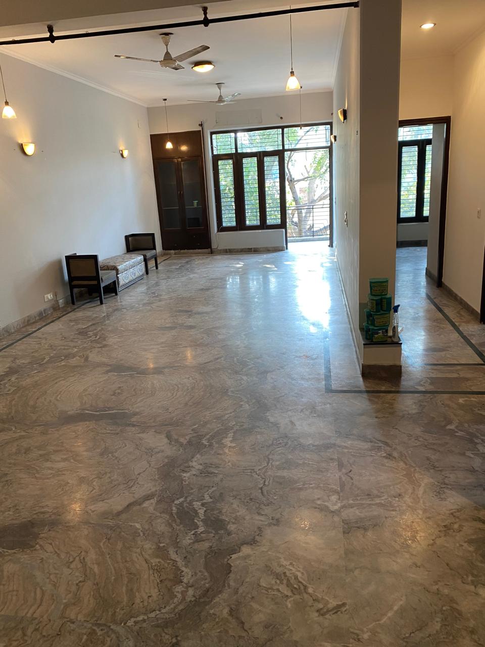 6 BHK + Pooja Room,Servant Room,Study Room,Extra Room Independent House For Rent in Sector 33