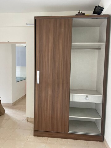 Room in 2 BHK Apartment at Conscient Habitat, Sector 99a – for Rent
