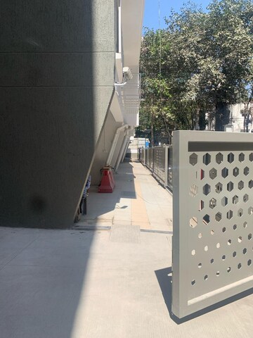 Balcony in 1.5 BHK Apartment at Sugee Atharva, Prabhadevi – for Rent