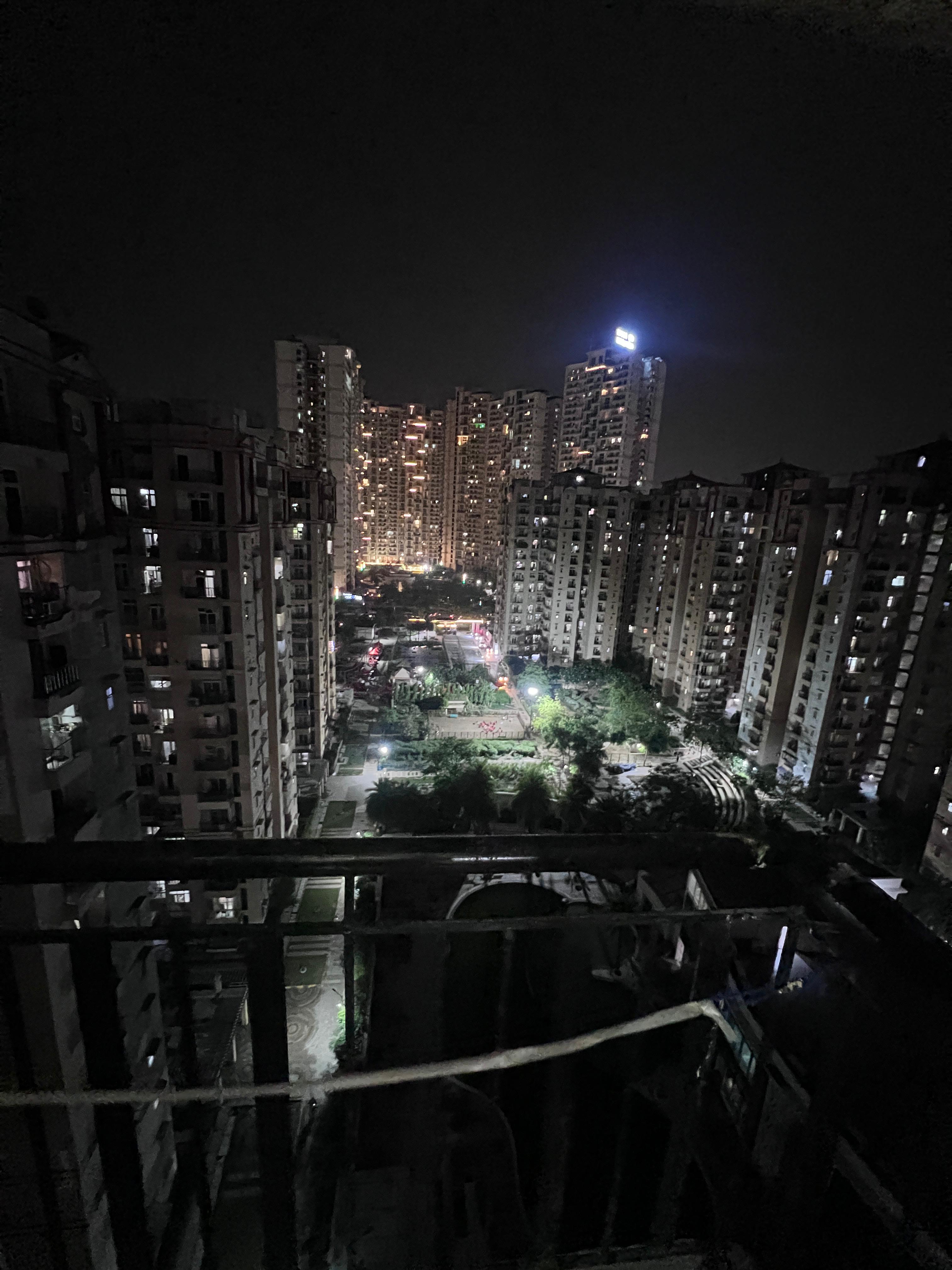 1 BHK 615 Sq.Ft. Apartment in Maxblis Grand Wellington