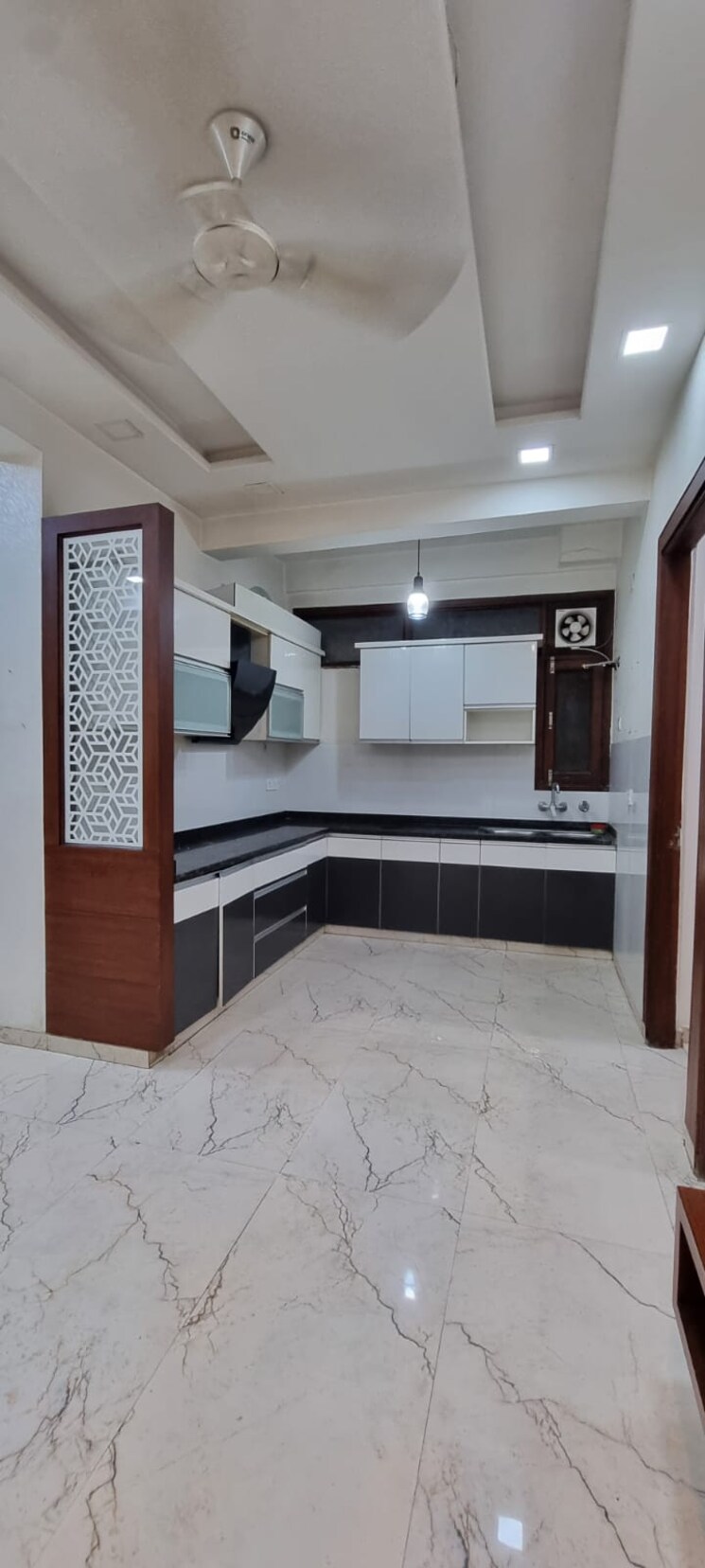 Kitchen, smart-lane 3 Bedroom 1600 Sq.Ft. Builder Floor In Niti Khand Ghaziabad 8932195
