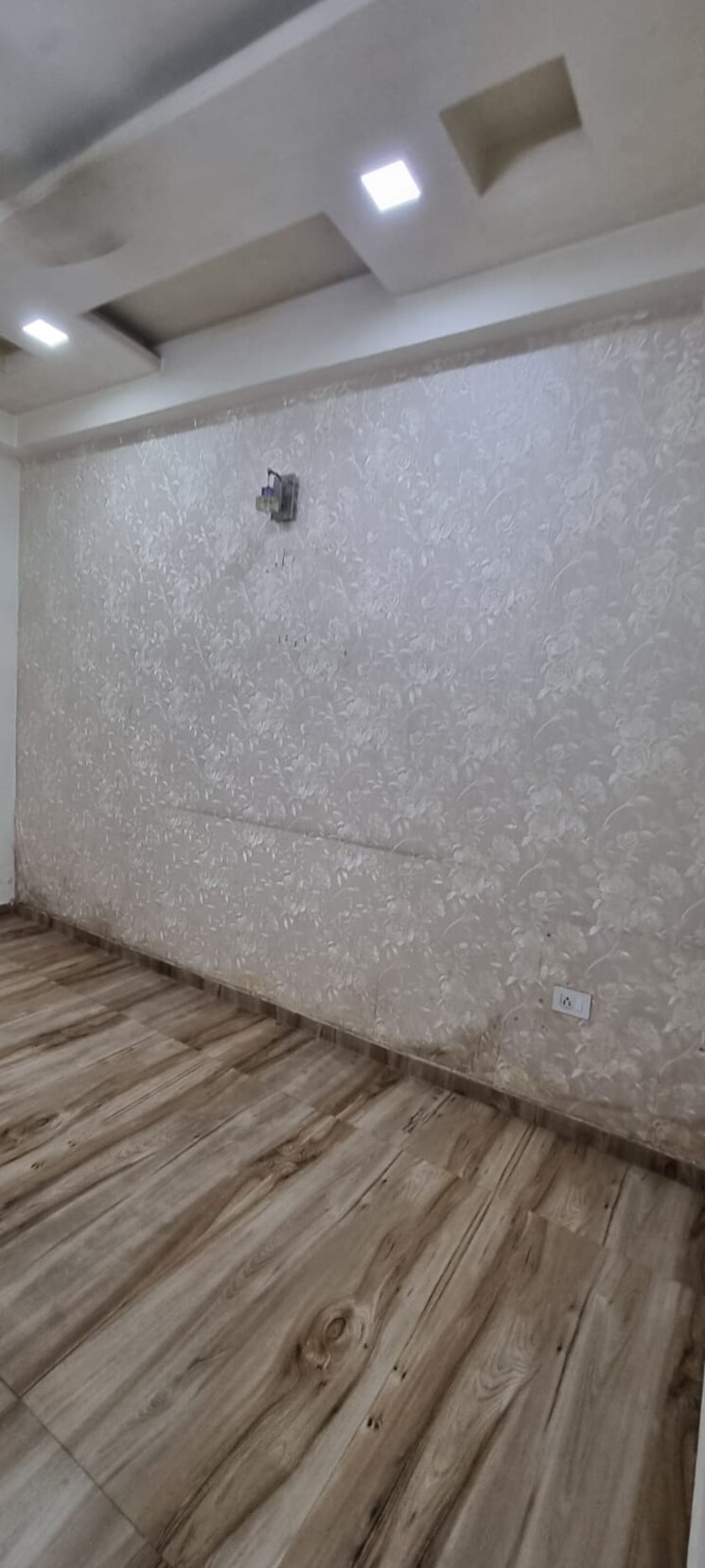 Room, smart-lane 3 Bedroom 1600 Sq.Ft. Builder Floor In Niti Khand Ghaziabad 8932195