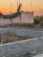 500 Sq.Yd. Plot in Chi V Greater Noida