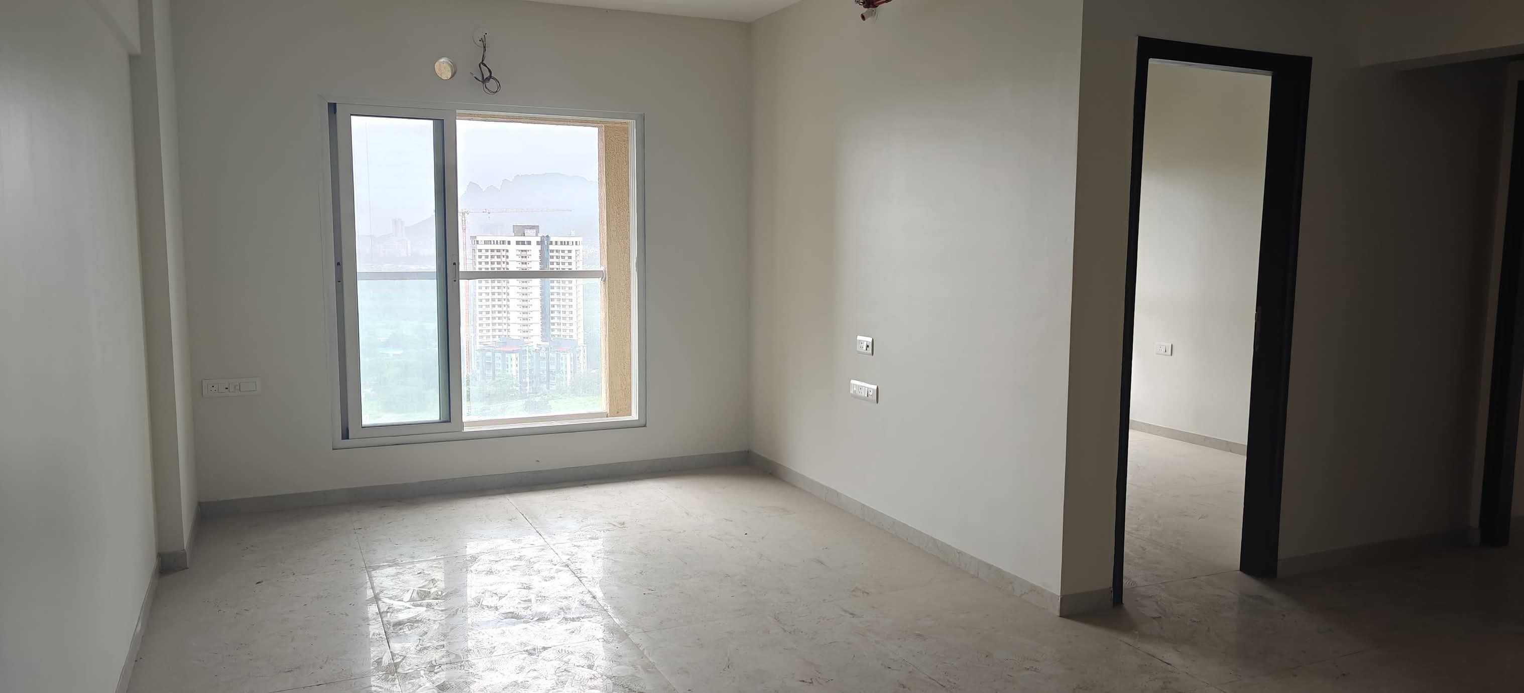 2 BHK Apartment For Rent in Dosti West County