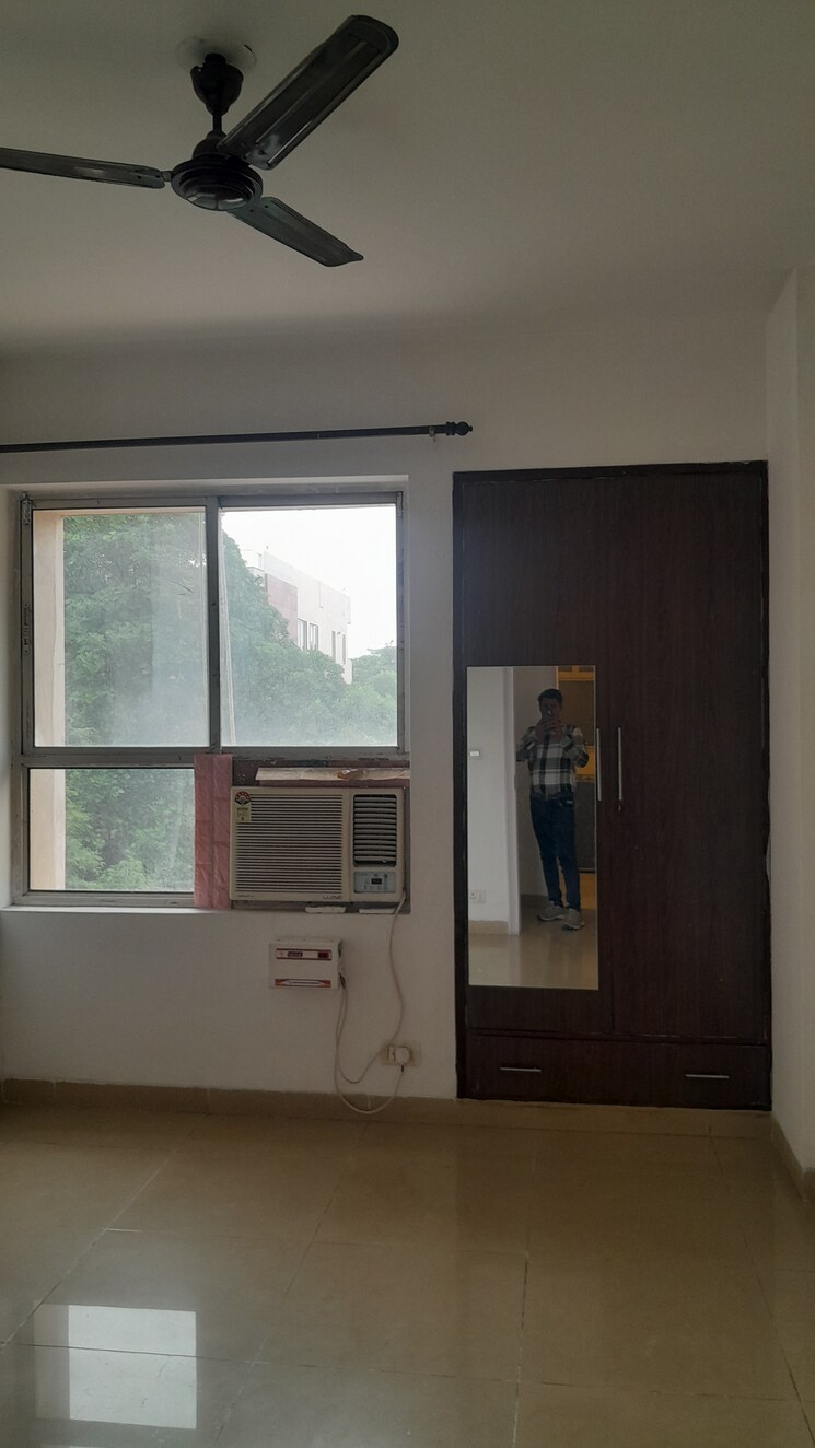 Kitchen, unitech-south-city-ii 3 Bedroom 1500 Sq.Ft. Builder Floor In Sector 50 Gurgaon 8932275