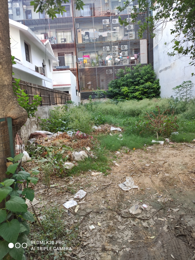 Plot For Sale in Sector 39