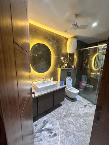Furnished Amenities in 3 BHK Builder Floor at Vasant Vihar – for Rent