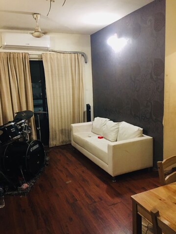 Bedroom in 2 BHK Apartment at Evershine Embassy, Andheri West – for Sale