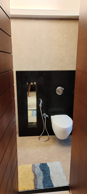 Furnished Amenities in 4 BHK Apartment at Vashi Sector 7 – for Sale