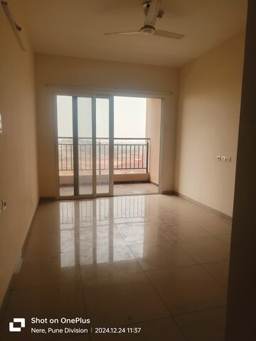 Room in 1 BHK Apartment at Kolte Patil Life Republic, Hinjewadi – for Rent