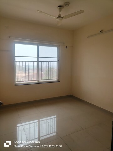 Room in 1 BHK Apartment at Kolte Patil Life Republic, Hinjewadi – for Rent
