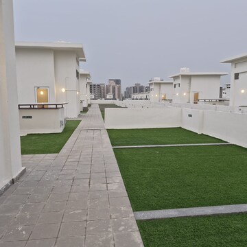 Balcony in 3.5 BHK Builder Floor at M3M Soulitude, Sector 89 – for Rent