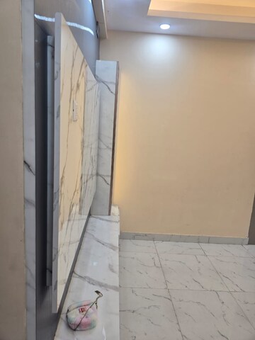 Building Lobby in 3.5 BHK Apartment at The Golden Gate, Mahurali – for Sale